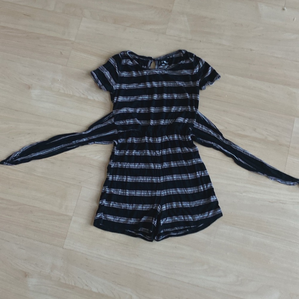 Art class romper